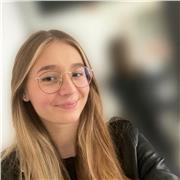 Étudiante en psychologie, sérieuse et efficace, voulant donner un coup de main !